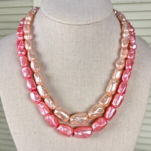 VTG Elegant Mid Century Pink Faux Pearl Double Strand Necklace Made in Hong Kong